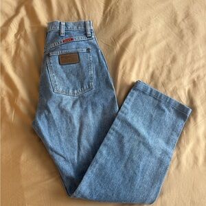 Wrangler Classic Denim Straight Jeans